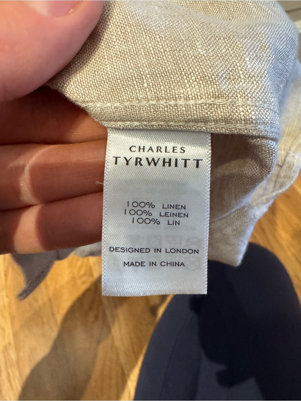 NWT Charles Tyerwhitt Men’s 100% Linen Button-Up Shirt, slim fit Medium - Picture 6 of 8